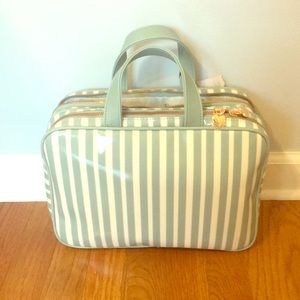 Lauren Conrad travel makeup case